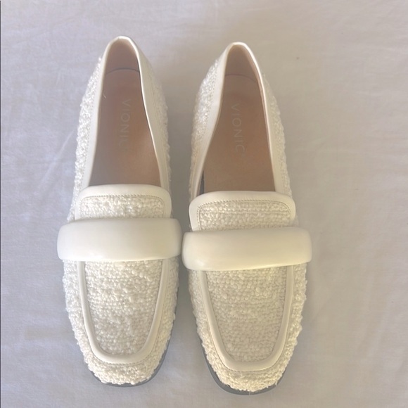 Vionic White Flats Slip-On Comfort Loafers #100 - Picture 1 of 11